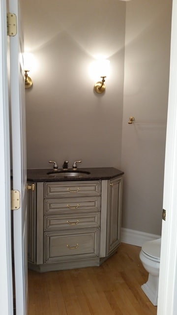refinishing bathroom vanity - dfranco painting