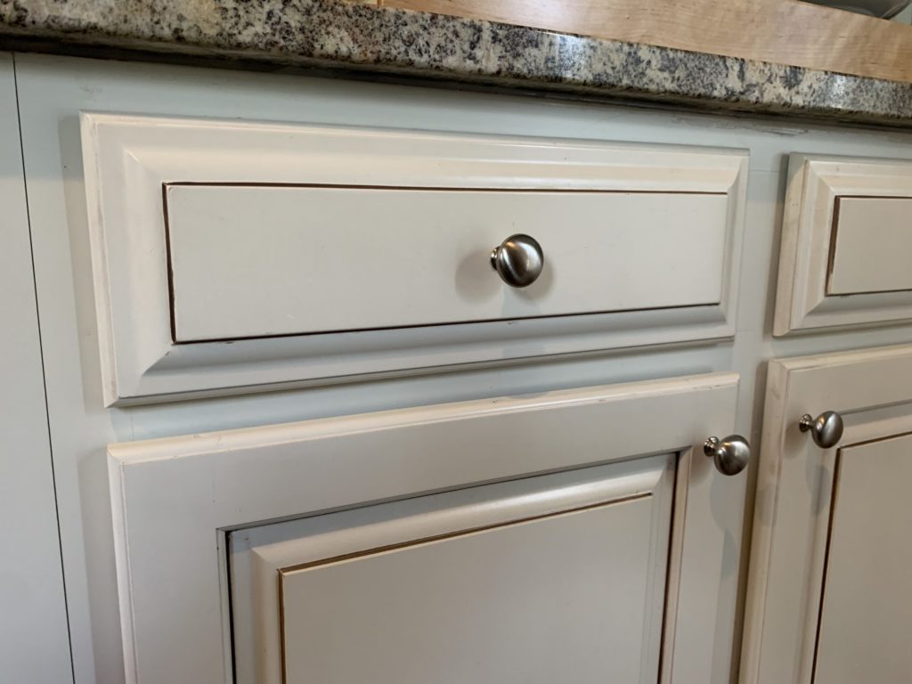 glazed kitchen cabinets