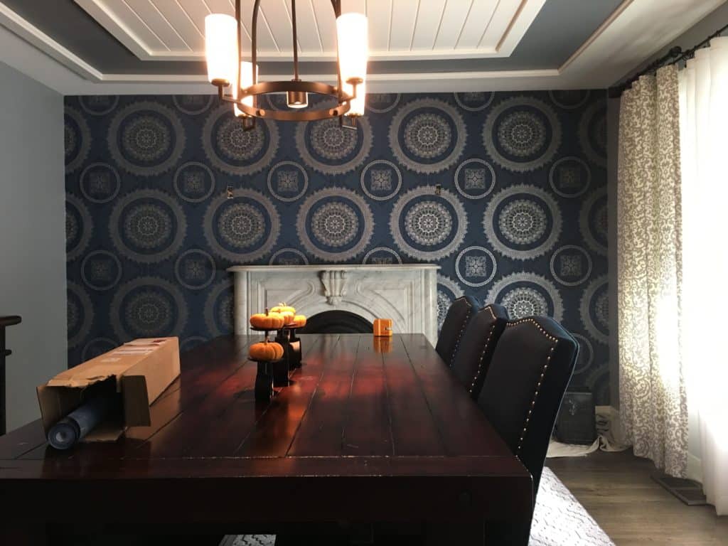 dining room wallpaper accent wall